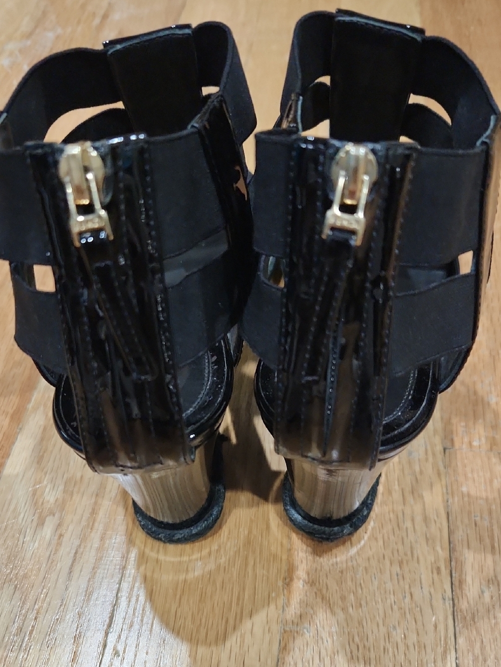 Fendi Black Patent & Elastic T-Strap High Heel Sandals - Picture 4 of 7